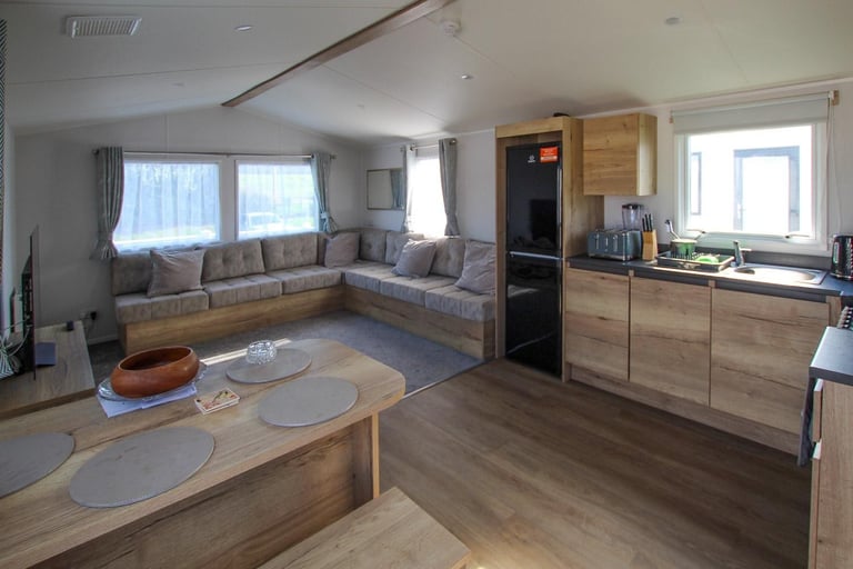 Willerby Midhurst 2024 static caravan + decking at New Beach, Dymchurch, Kent