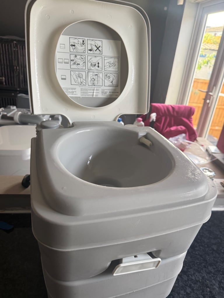 Camping toilet 