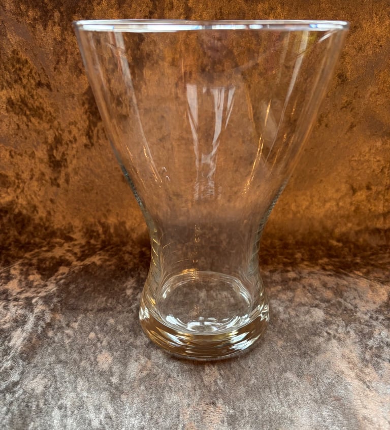 image for New M&S  shaped vase