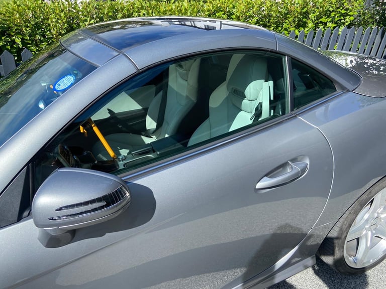 Mercedes-Benz, SLK, Convertible, 2011, Semi-Auto, 3498 (cc), 2 doors