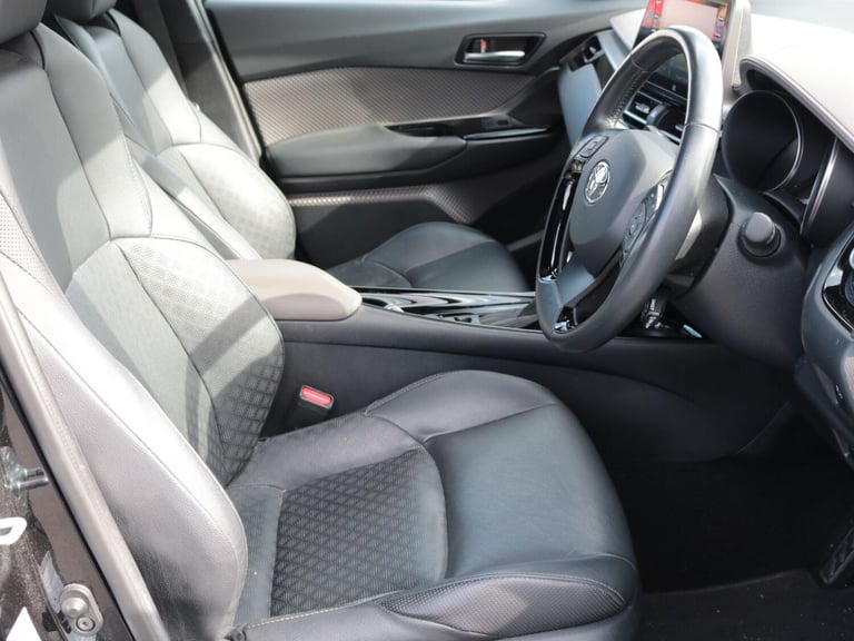 2022 Toyota C-HR 2.0 VVT-h GPF Excel SUV 5dr Petrol Hybrid CVT Euro 6 (s/s) (184 ps) HATCHBACK Pe...