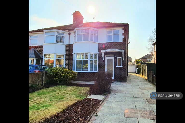 3 bedroom house in Whitefield Road, Sale, M33 (3 bed) (#2643715)