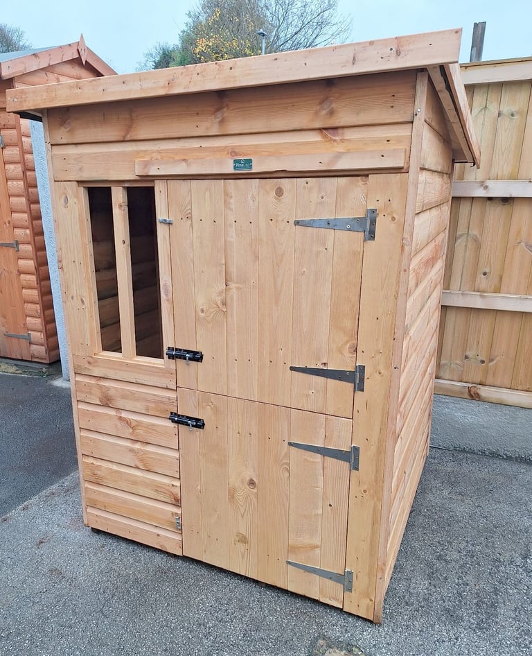 Dog Kennel Outdoor Pinelap Deluxe 4FT x 4FT Large Wooden Kennel Fully T&G 12mm