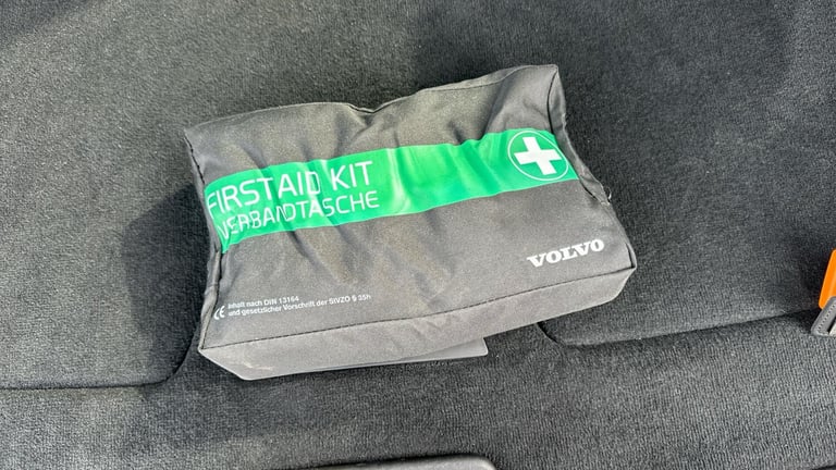 2022 Volvo XC90 2.0 B5D [235] R DESIGN 5dr AWD Geartronic ESTATE DIESEL Automatic