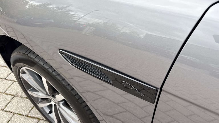 2024 Jaguar F-Pace 2.0 P400e R-Dynamic HSE Black 5dr Auto AWD Estate Plug-In Hy Automatic