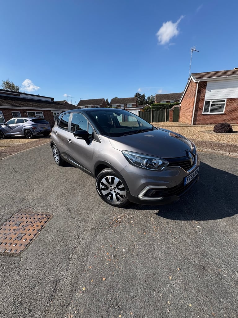 image for Renault, CAPTUR, Hatchback, 2020, Manual, 898 (cc), 5 doors