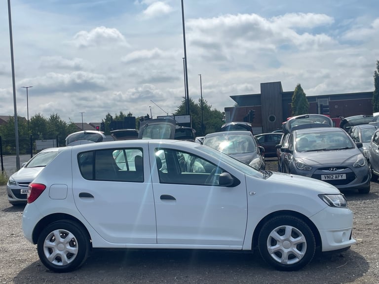 * 65 2016 DACIA SANDERO 1.2 AMBIANCE 5 DOOR + 74K MILES + HPI CLEAR + LONG MOT *