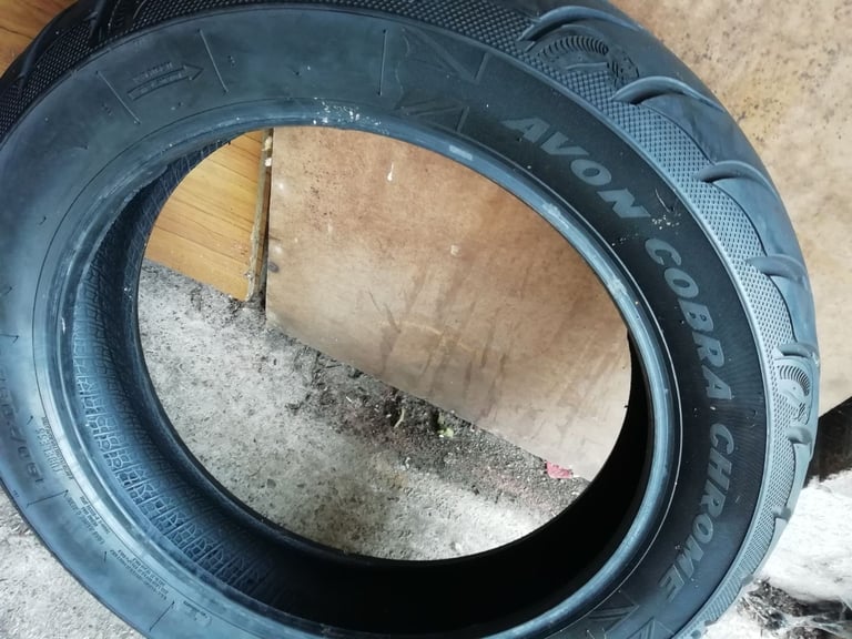 rear tyre 160 70 17 no repaires 5.5mm tread avon cobra