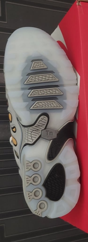 Nike Air max Plus Drift Smoke Grey - UK Size 6