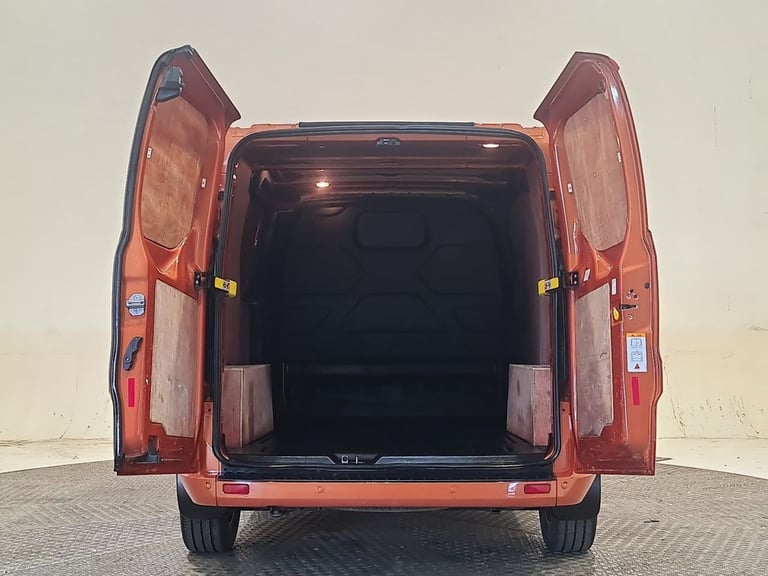 ORANGE FORD TRANSIT CUSTOM 2.0 280 ECOBLUE LIMITED PANEL VAN 5DR L1 H1 EURO 6 1