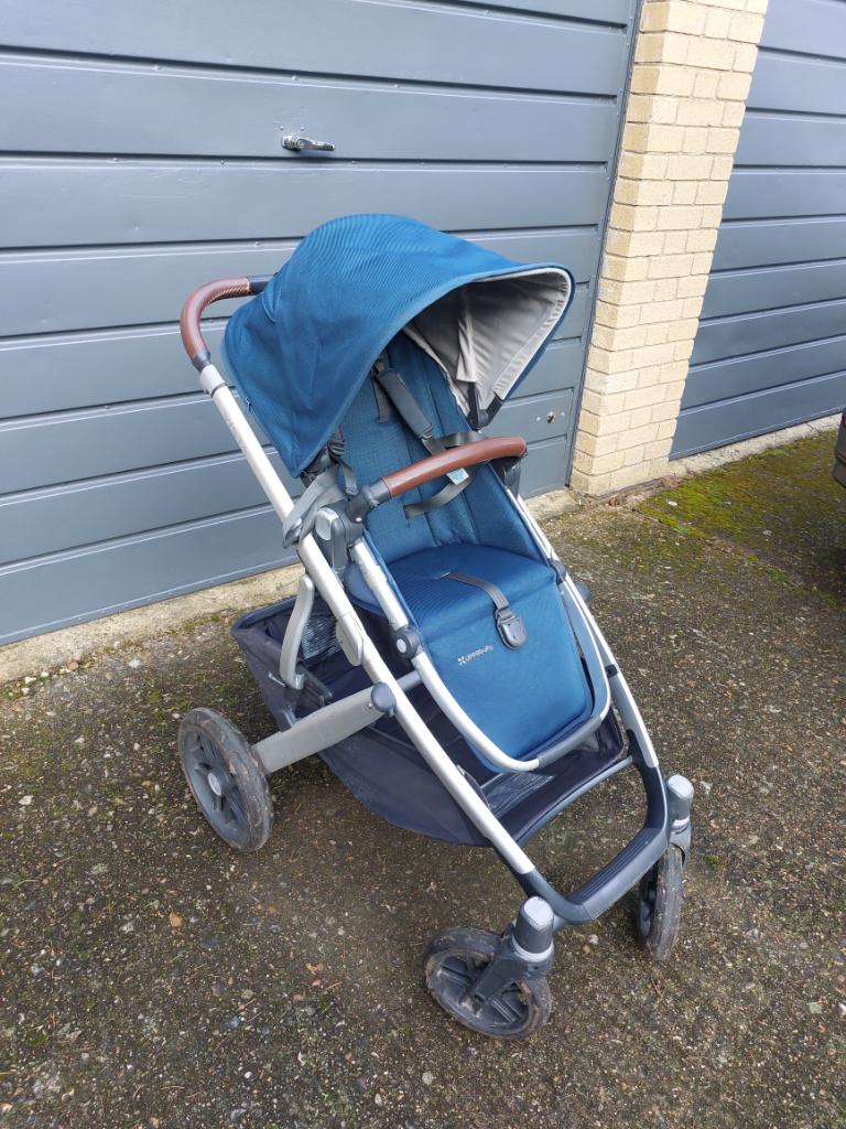 Uppababy best sale vista gumtree