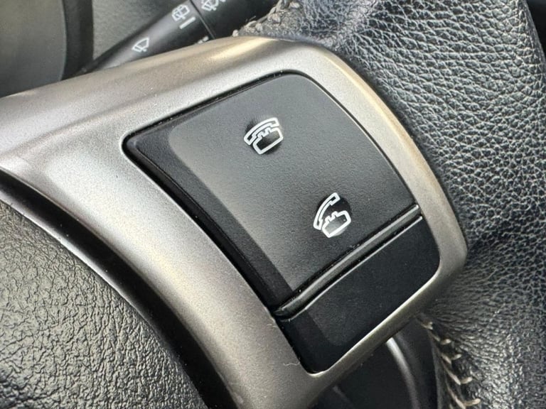 2015 65 TOYOTA YARIS 1.4 D-4D ICON HATCHBACK 5DR DIESEL MANUAL EURO 6 (90 PS) DI