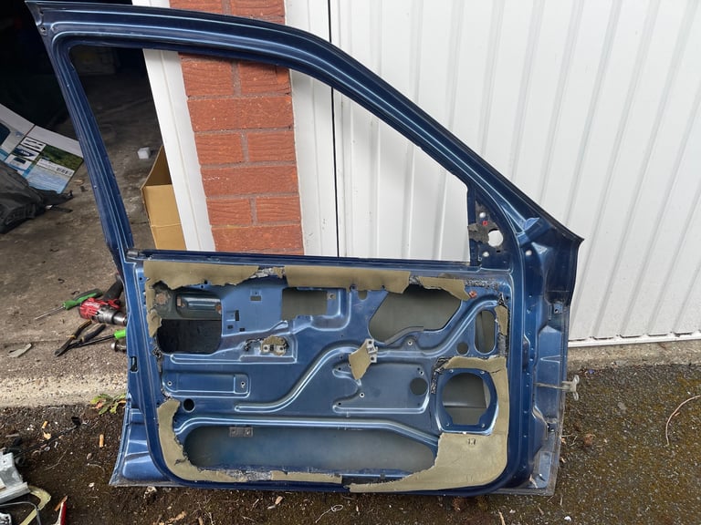 Ford Granada MK3 NSF Left Front Door Scorpio Cosworth