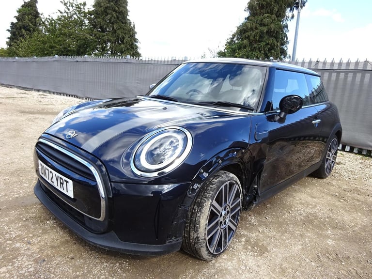 2022 72 REG MINI COOPER EXCLUSIVE AUTO DAMAGED REPAIRABLE SALVAGE