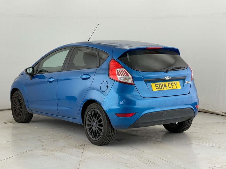 2014 Ford Fiesta 1.5 TDCi Titanium 5dr HATCHBACK DIESEL Manual