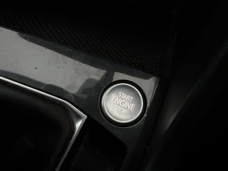 2021 Volkswagen Tiguan 1.5 TSI R-Line SUV 5dr Petrol DSG Euro 6 (s/s) (150 ps) - LED - HEATED SEA...