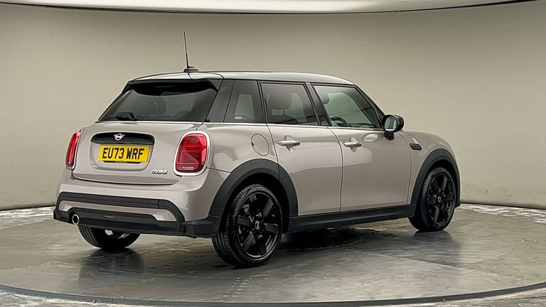 2024 MINI Hatch 5-Door Hatch Cooper Classic Hatchback Petrol Automatic