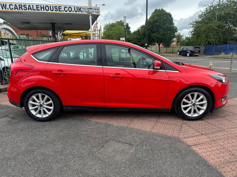 2015 Ford Focus 1.0T EcoBoost Titanium Euro 6 (s/s) 5dr HATCHBACK Petrol Manual