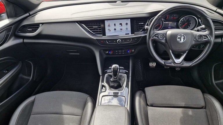 2018 Vauxhall Insignia 2.0 Turbo D SRi Vx-line Nav 5dr HATCHBACK DIESEL Manual