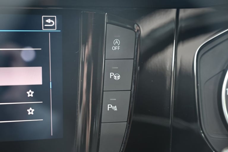 2018 68 VOLKSWAGEN TOUAREG 3.0 TDI V6 R-LINE SUV 5DR DIESEL TIPTRONIC 4MOTION EU