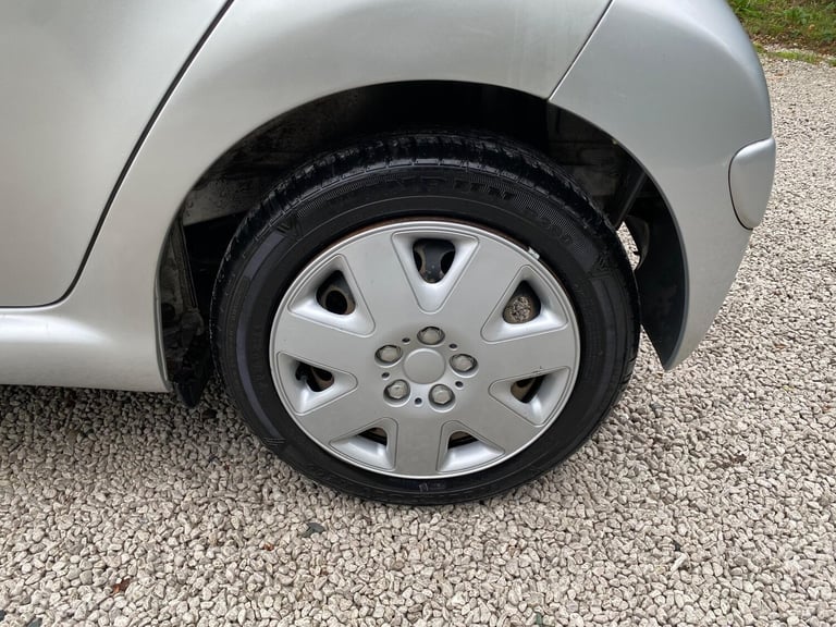2012 Toyota AYGO 1.0 VVT-i Ice 5dr HATCHBACK PETROL Manual