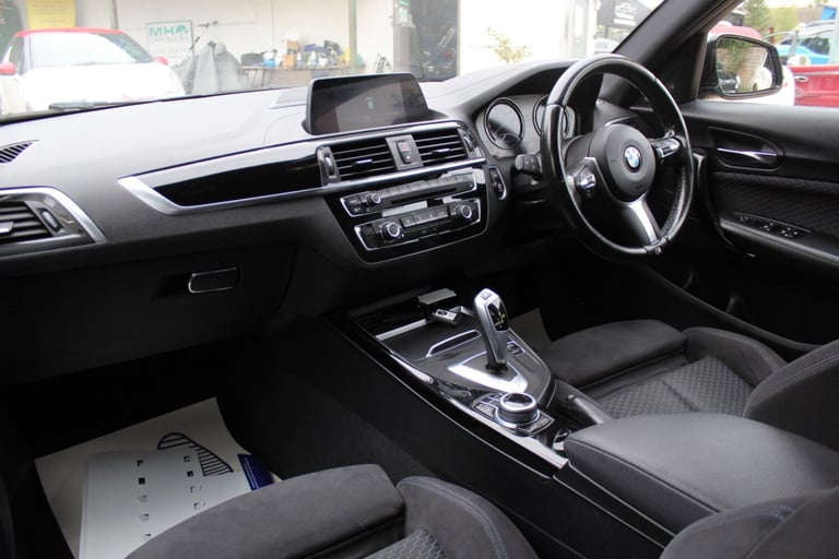 2017 BMW 1 Series 2.0 118d M Sport Shadow Edition Auto Euro 6 (s/s) 5dr HATCHBACK Diesel Automatic