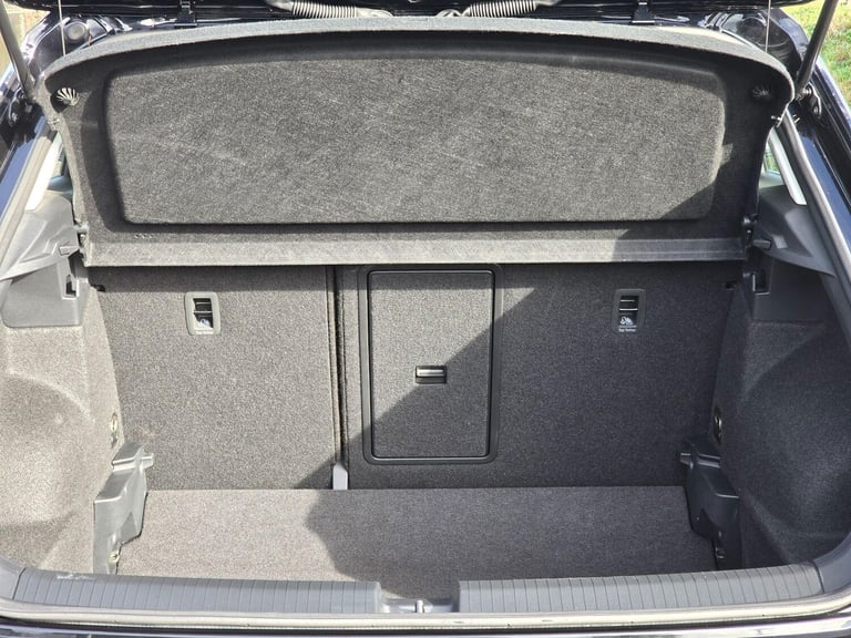 2024 Volkswagen T-Roc 1.5 TSI Life 5dr HATCHBACK PETROL Manual