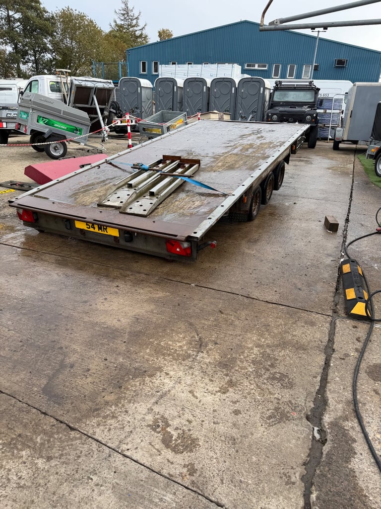 Tri axle car transporter 16 x 7’ 4