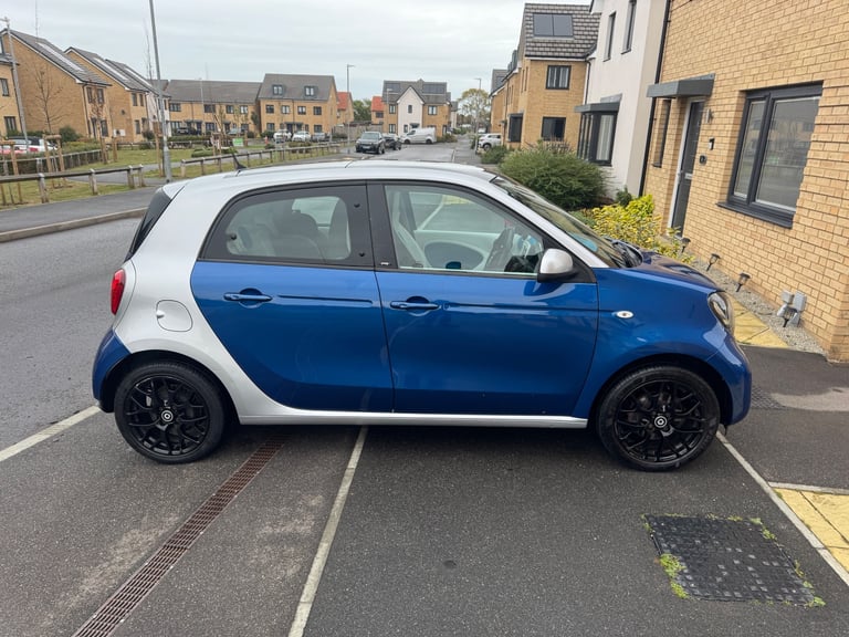 Smart, FORFOUR, Hatchback, 2015, Manual, 999 (cc), 5 doors