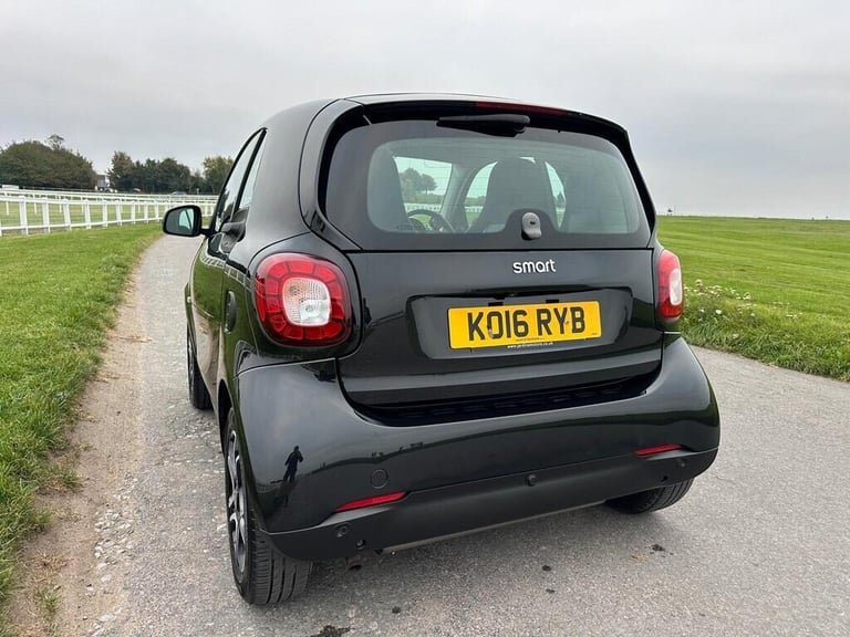 2016 smart fortwo 0.9 Turbo Prime Premium Plus 2dr Auto COUPE Petrol Automatic