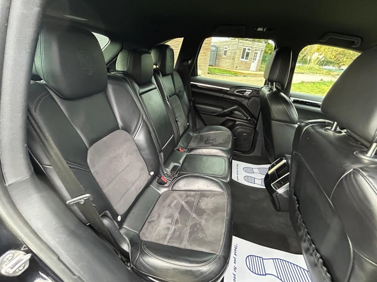 2017 Porsche Cayenne Platinum Edition Diesel 5dr Tiptronic S ESTATE DIESEL Automatic