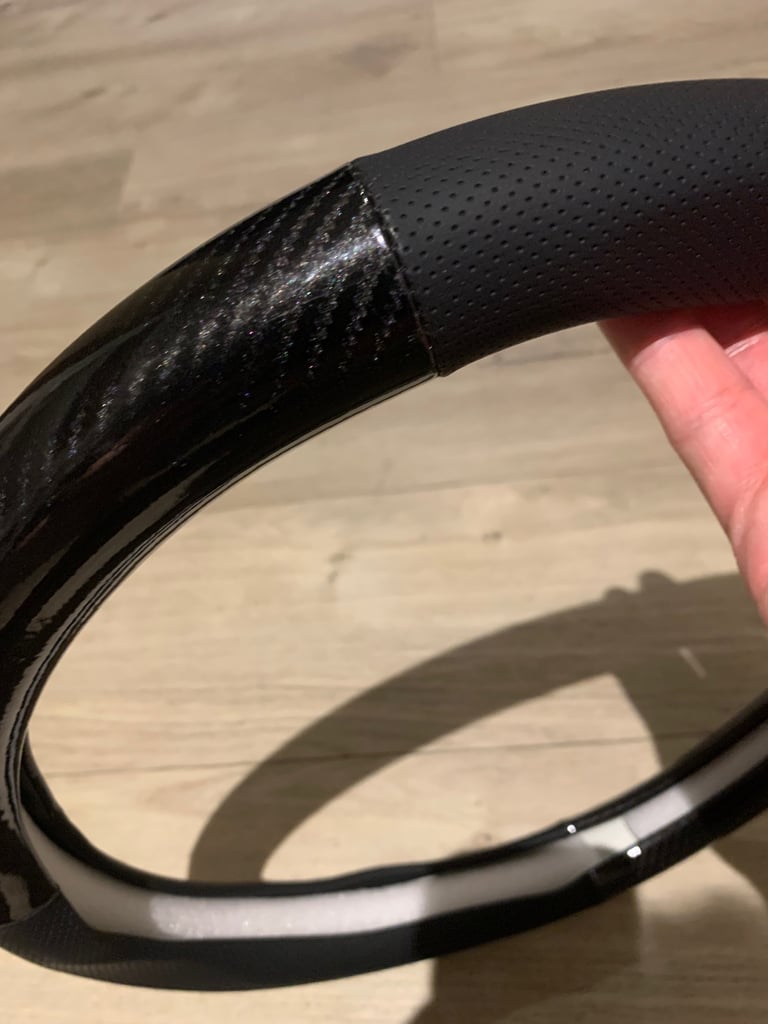 Steering wheel cover