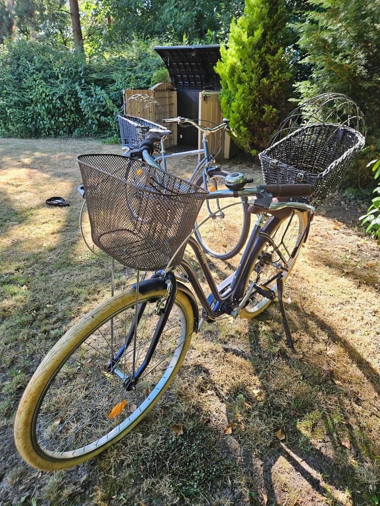 Btwin Elops Dutch style Bikes – men and ladies