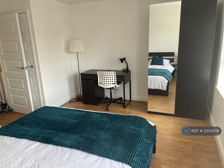 4 bedroom house in Lockside Place, Coventry, CV1 (4 bed) (#2553078)