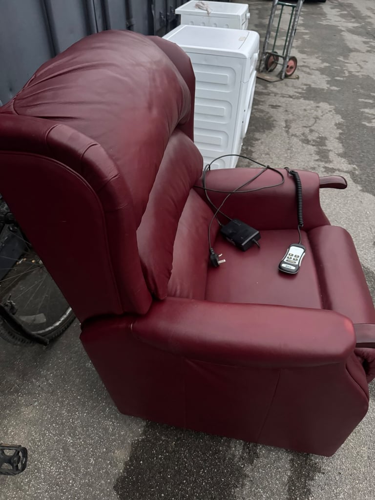 HSL Electric Rise Recliner Chair 