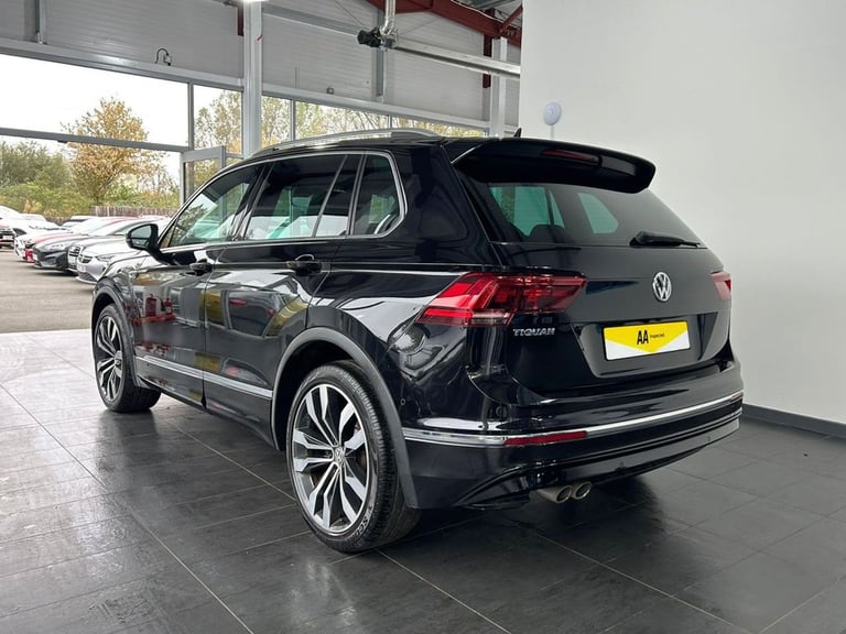 2020 Volkswagen Tiguan 2.0 TDI R-Line Tech SUV 5dr Diesel DSG Euro 6 (s/s) (150 ps) F/S/H X6!! 1 ...