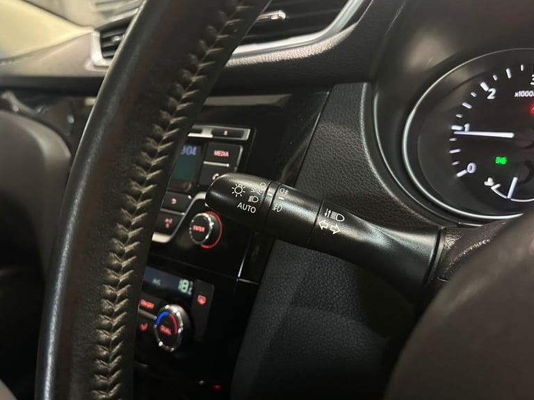 2018 Nissan Qashqai 1.5 dCi Acenta SUV 5dr Diesel Manual Euro 6 (s/s) (110 ps) HATCHBACK Diesel M...