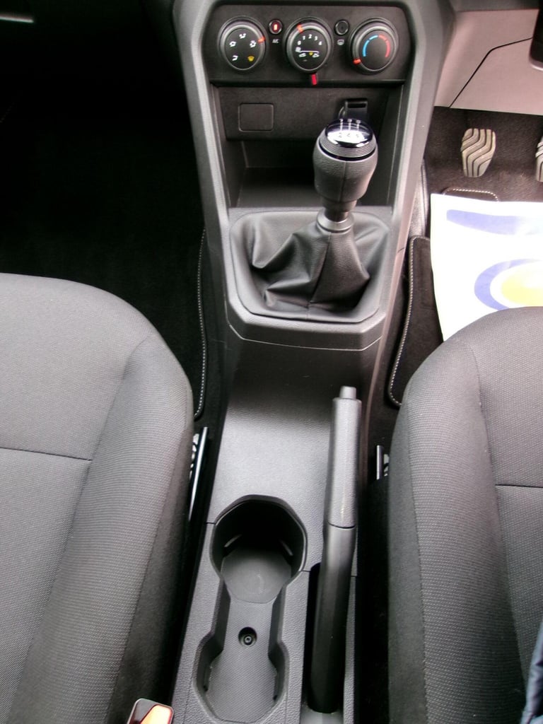 2023 Dacia Sandero 1.0 TCe Essential Euro 6 (s/s) 5dr HATCHBACK Petrol Manual