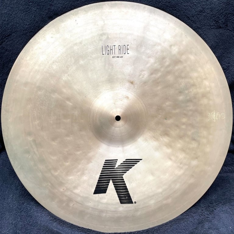 ZILDJIAN K LIGHT RIDE 22" - EXCELLENT CONDITION, BARELY USED