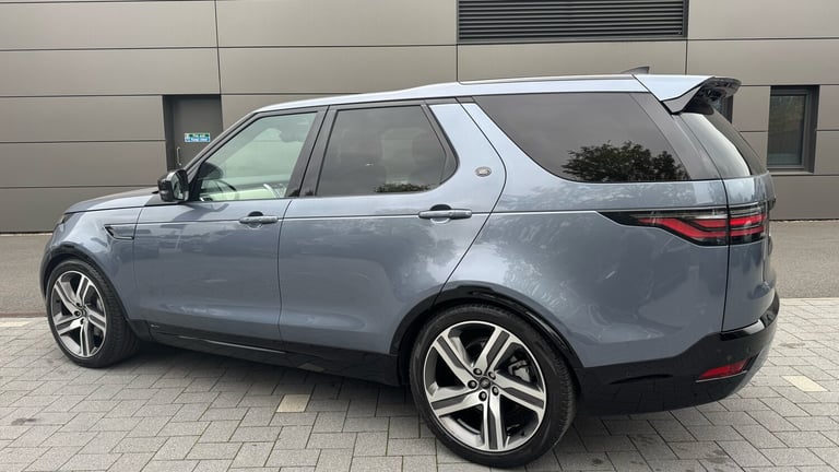 2021 Land Rover Discovery 3.0 D300 R-Dynamic HSE 5dr Auto ESTATE DIESEL Automatic