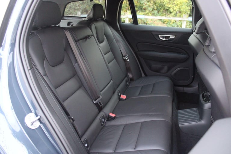 2025 Volvo V60 2.0 T6 18.8kWh Plus Auto AWD Euro 6 (s/s) 5dr ESTATE Petrol/Electric Hybrid Automatic