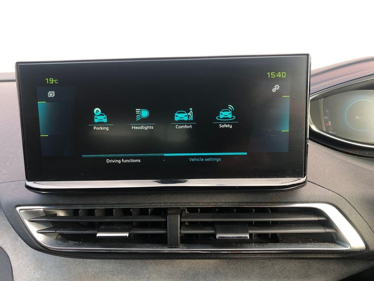 2021 Peugeot 3008 1.6 13.2kWh GT e-EAT Euro 6 (s/s) 5dr HATCHBACK Petrol/Electric Hybrid Automatic