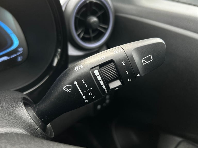 2024 Hyundai i10 1.0 Premium Hatchback 5dr Petrol Auto Euro 6 (s/s) (63 ps) Hatchback PETROL Auto...