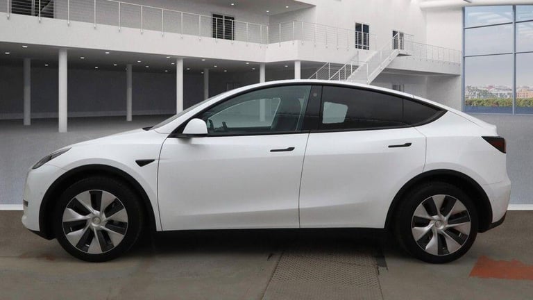 2022 Tesla Model Y (Dual Motor) Long Range Auto 4WDE 5dr MPV Electric Automatic