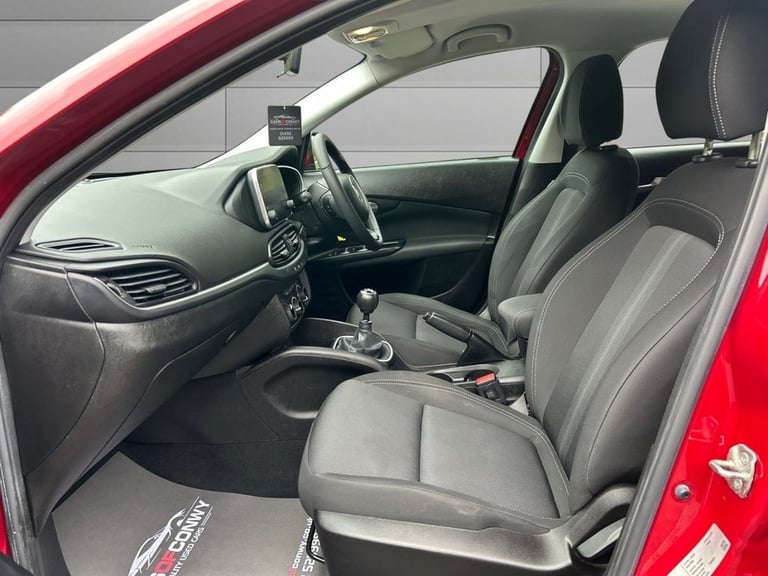 2019 Fiat Tipo 1.4 MPI Easy Plus Hatchback 5dr Petrol Manual Euro 6 (95 ps) Hatchback Petrol Manual