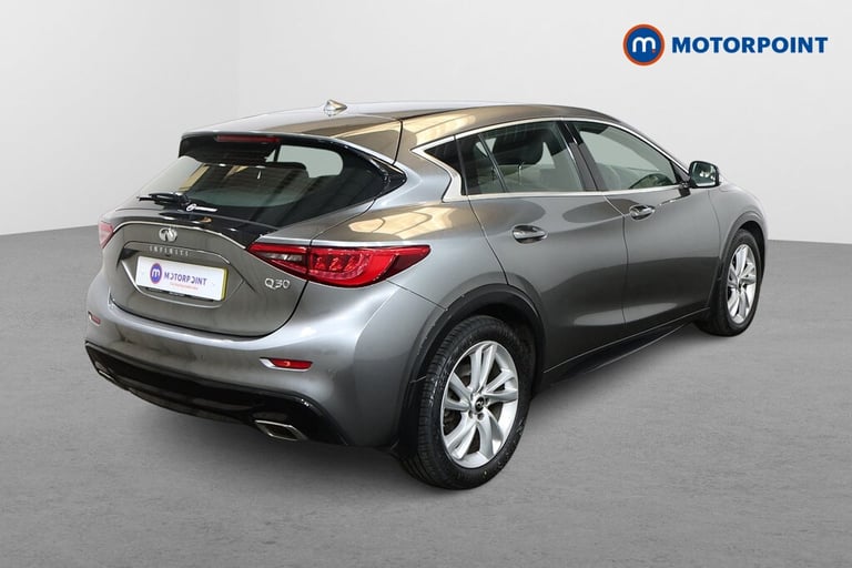 2017 Infiniti Q30 1.5d Premium Tech 5dr HATCHBACK DIESEL Manual