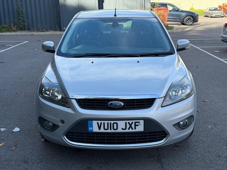 2010 Ford Focus 2.0 Titanium 5dr HATCHBACK PETROL Manual