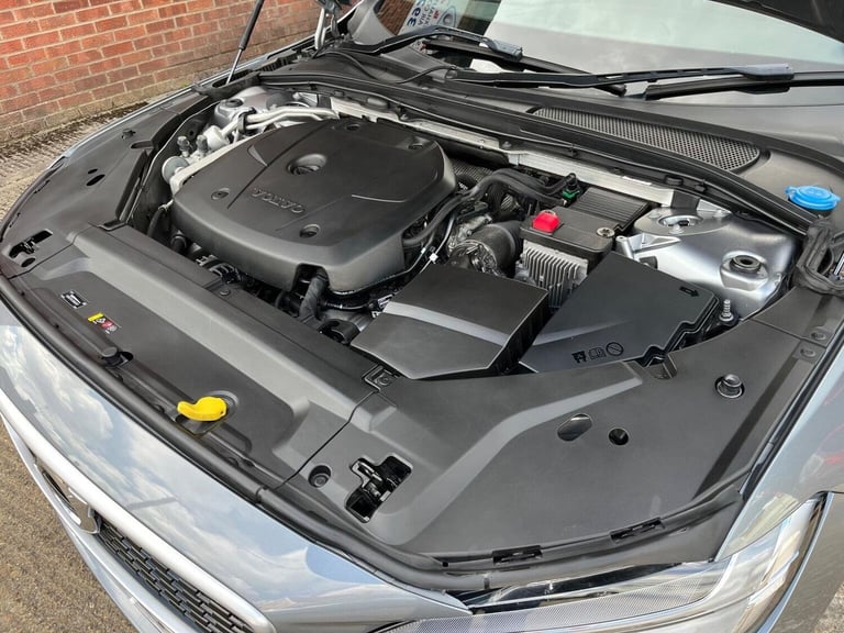 VOLVO S90 2.0 T4 GPF R-Design Auto Euro 6 (s/s) 4dr 2019