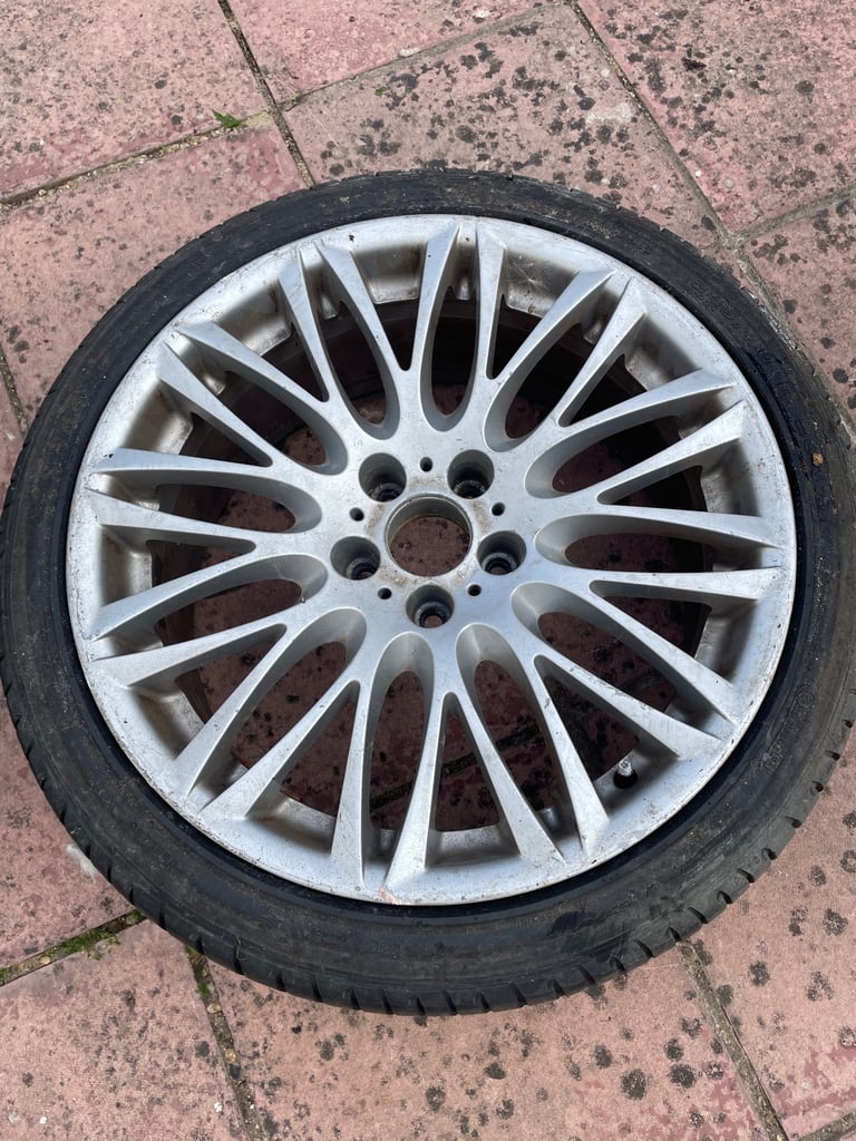 image for Tyres with alloy wheels 