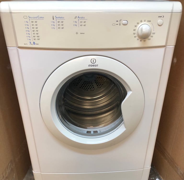 Hotpoint 7kg vented tumble dryer. Model IDV75 in very clean condition 